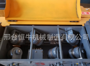 全自动多功能圆管调直除锈刷漆机图2