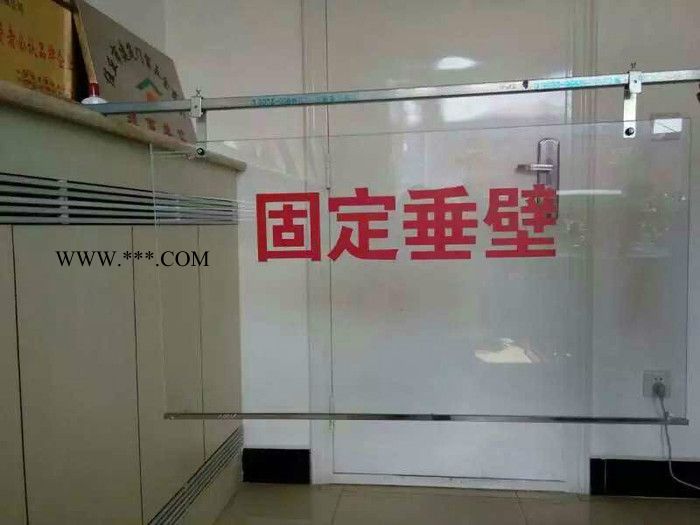 防火玻璃挡烟垂壁图1