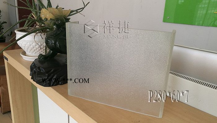 U型玻璃厂家  超白玻U型玻璃 U型玻璃厂家 U型玻璃案例图2
