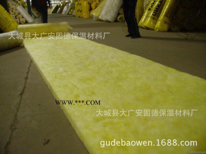铝箔贴面玻璃棉卷毡 抽真空玻璃棉卷毡 钢结构彩色玻璃棉卷毡图3