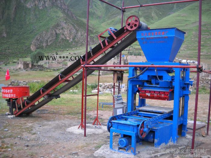 宏英机械 ** 供应免烧制砖机生产线 采用粉煤灰、石粉、河砂、陶粒生产水泥砌块