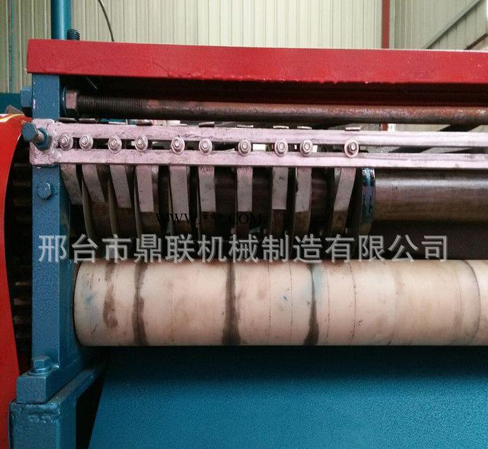 橡胶板纵向切胶机 云母带、绝缘材料及薄膜分切机图3