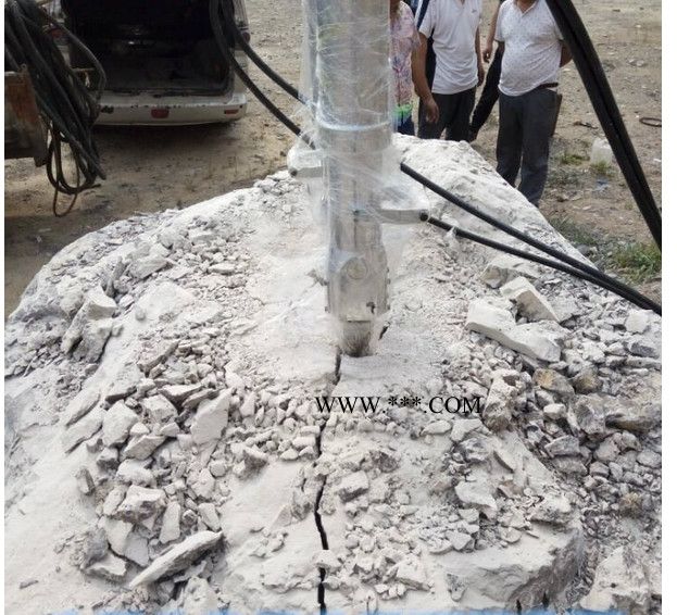 迪戈DG-C200新疆维吾尔自治区云母开采设备，替代爆破开采云母机械图2