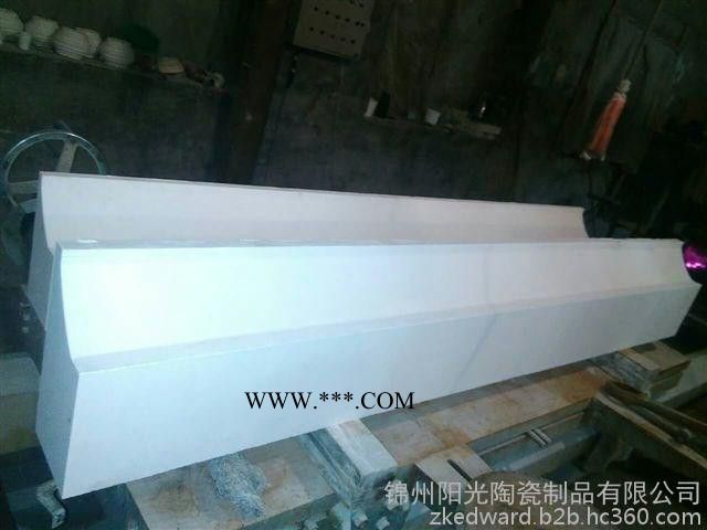 锦州阳光陶瓷制品专业生产各种规格石英耐火唇砖，密度高、膨胀系数小，是莫来石和硅线石的替代产品 石英唇砖厂家图1
