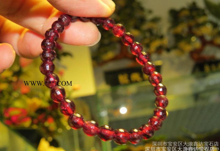 长期 5-6MM打角度3A石榴石手链 天然水晶饰品手链 手链批发图2