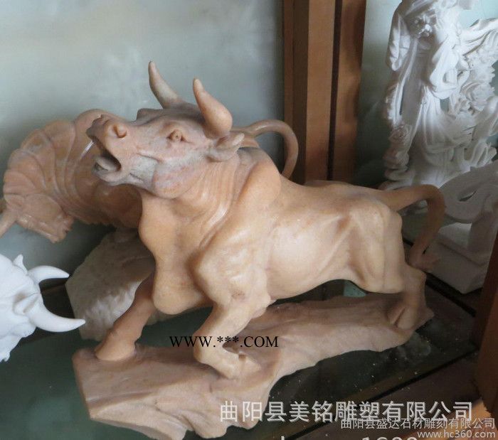 石雕牛 汉白玉大理石耕地牛 小件工艺品摆件 曲阳石雕图2