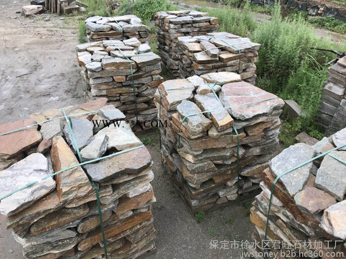 厂家批发天然乱形石花岗石碎拼保定护坡石图4