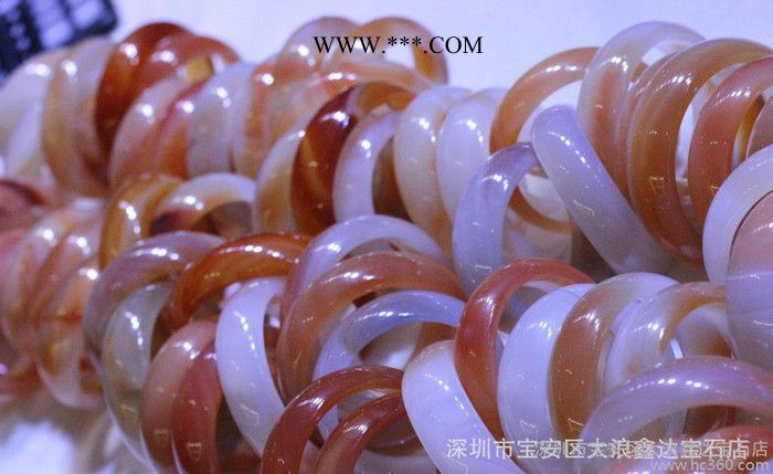 厂价直销 天然黄白玉髓圆形手镯 2.0宽 冰种玉髓玛瑙手镯批发图3