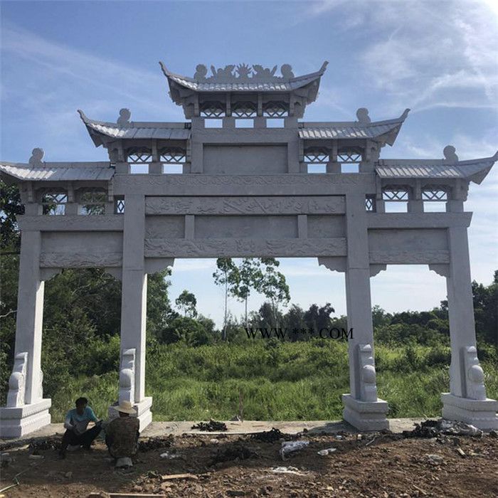 户外石雕牌坊 石雕牌楼 村庄三门石牌坊 陵园大理石牌坊 古建山门牌坊图7
