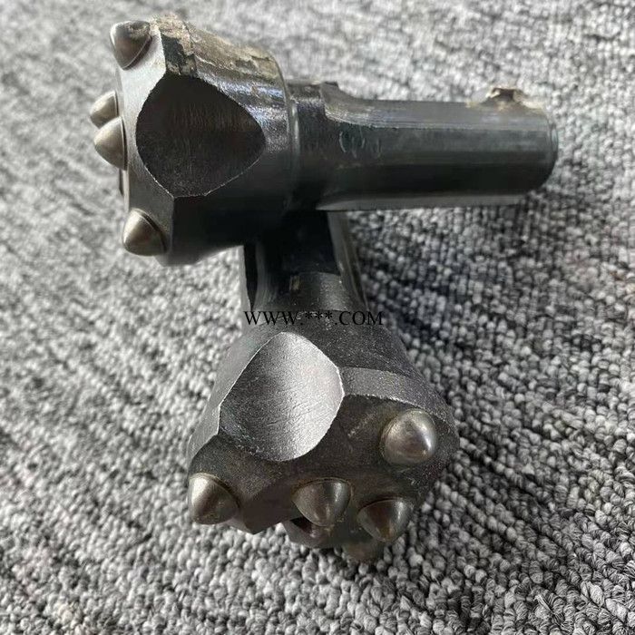 金刚石复合片钻头 钻机打石头用金刚石钻头图3