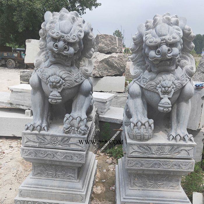 【腾翔石材】定制大理石狮子摆件 大门口摆件青石石狮子  产地批发 欢迎咨询图2