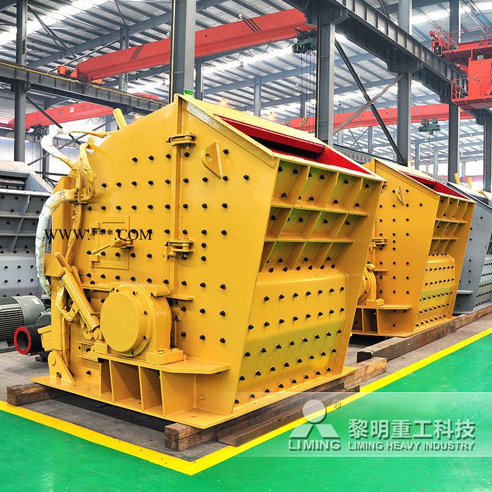 反击式破碎机价格  山石加工石子  较大型破碎机价格  石料粉碎机图2