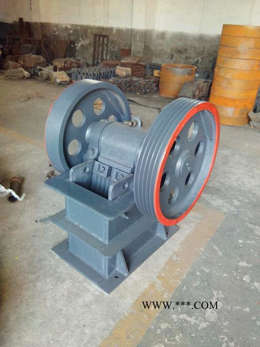 山东淄博矿山设备厂家供应PE-100X150小型颚式破碎机PE-150X250实验室碎石机可定制支架护罩料斗图6