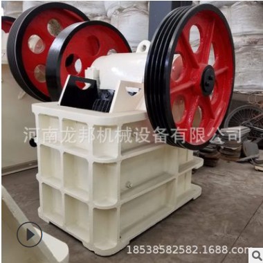 铁矿石破碎机颚式碎石机破碎 高效率高产量鄂式破碎机图2